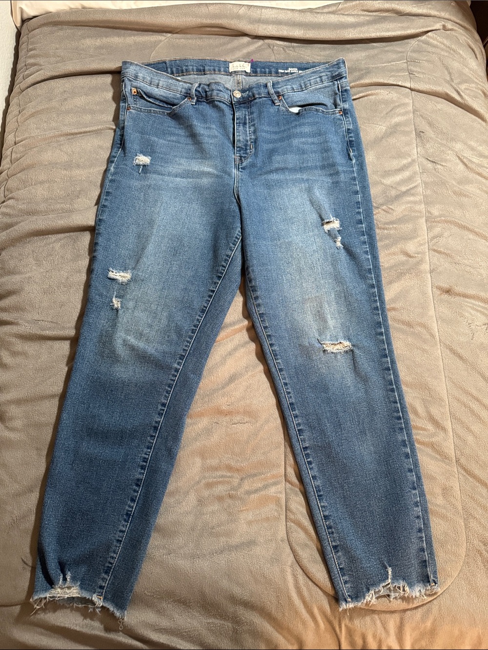 Nicole Miller Distressed soho high rise Light Blue Ankle skinny Jeans Sz 16